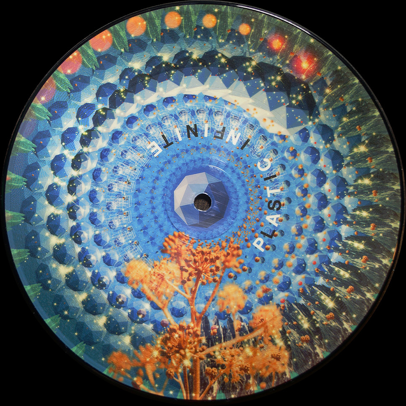 Illustration for article titled Watch This Vinyl Record Play Music and a Full-Color Animation